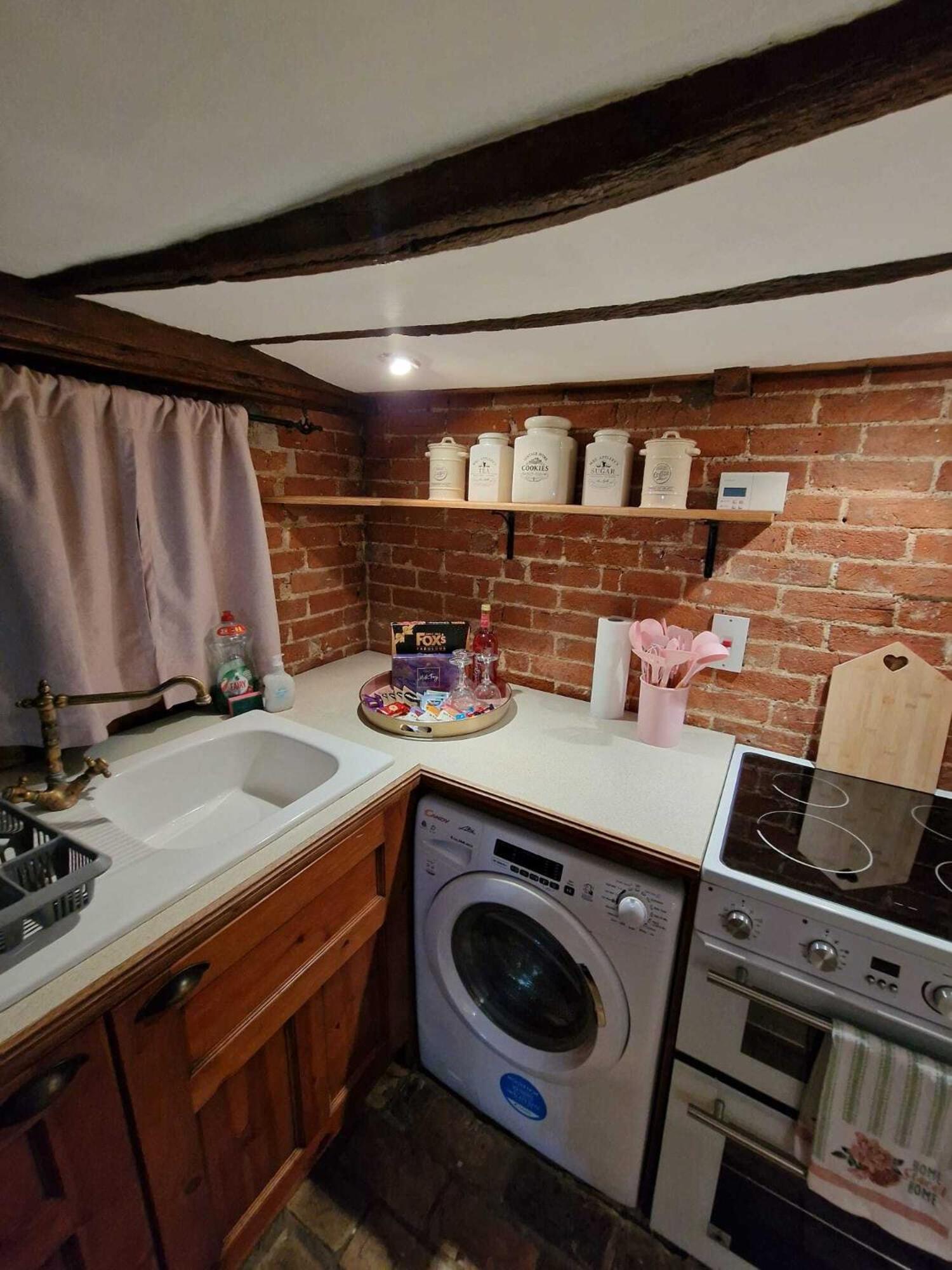 Two Bedroom Grade Ll Cottage At Az Luxury Stays Honey Horsefield With Wifi And Free Parking Hundon Экстерьер фото